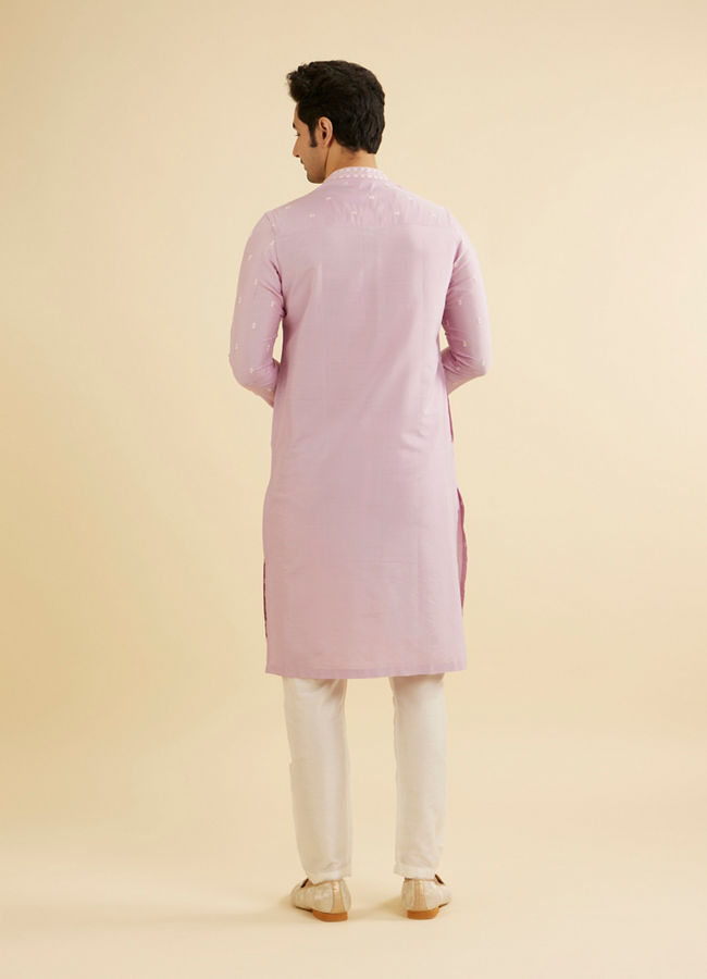 Manyavar Men Soft Lilac Buta Patterned Kurta Set with Buta Embroidery