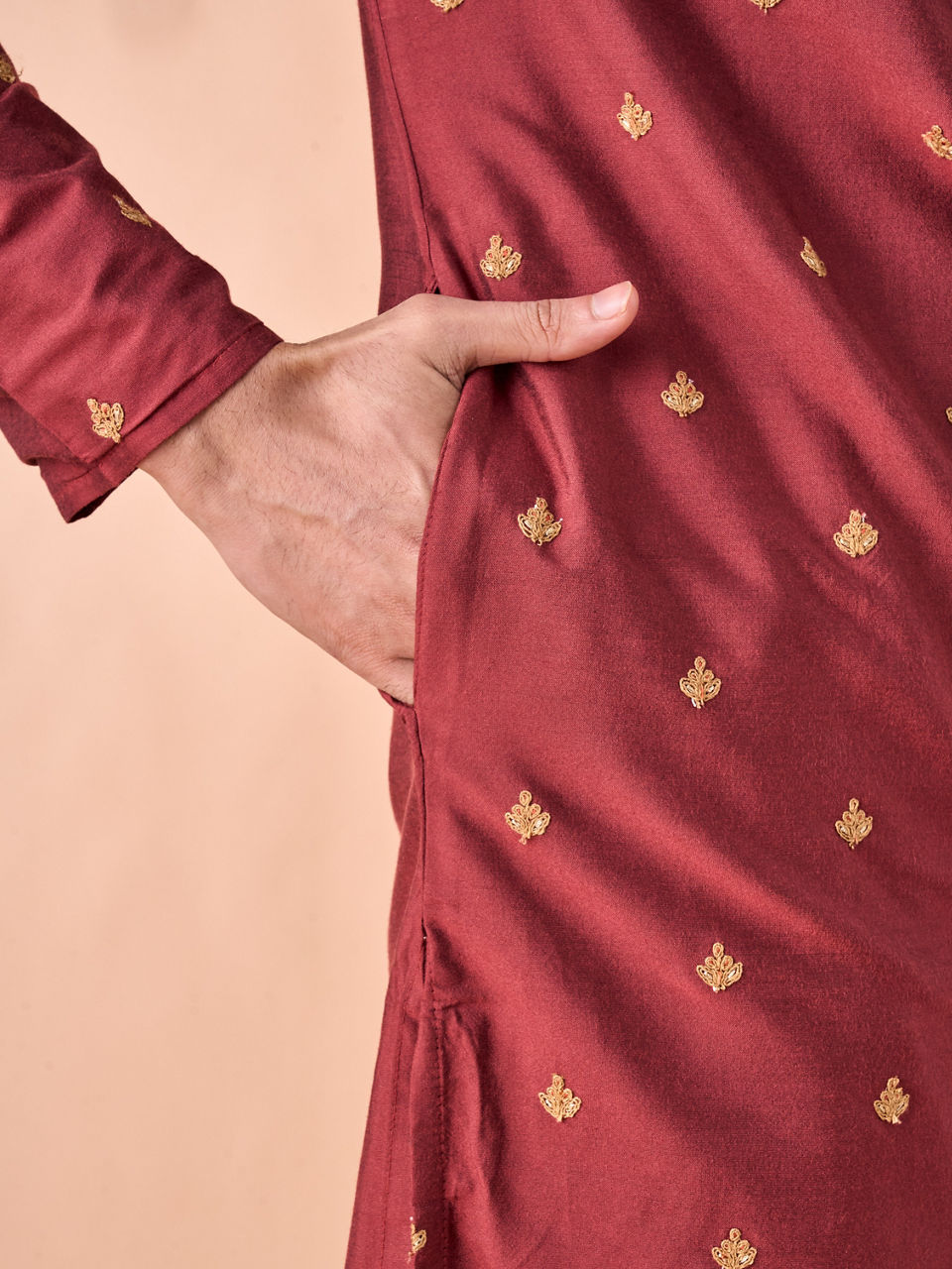 Manyavar Men Rust Radiance Kurta Pajama