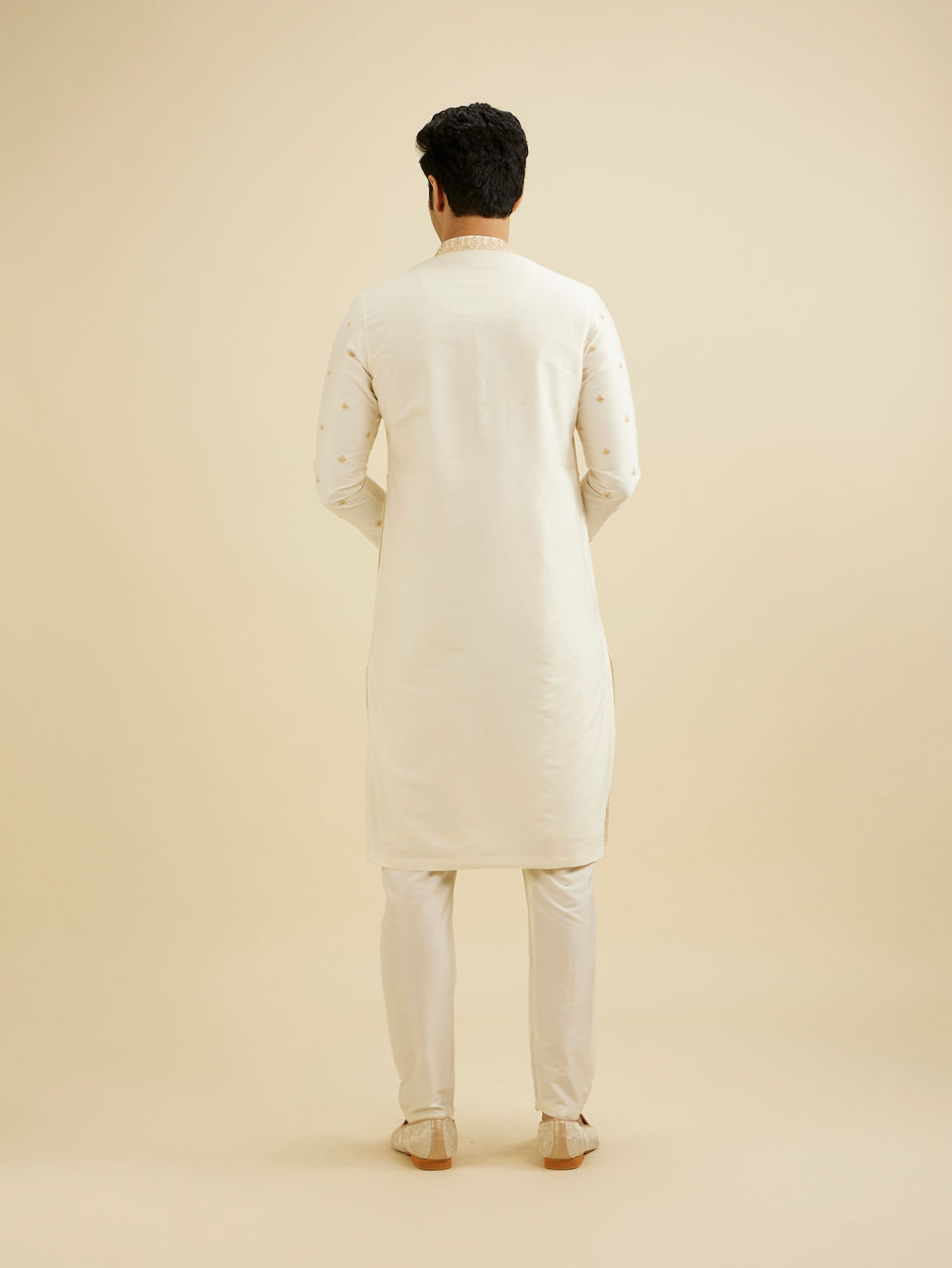 Manyavar Men Cream White Buta Patterned Kurta Set with Embroidered Neckline