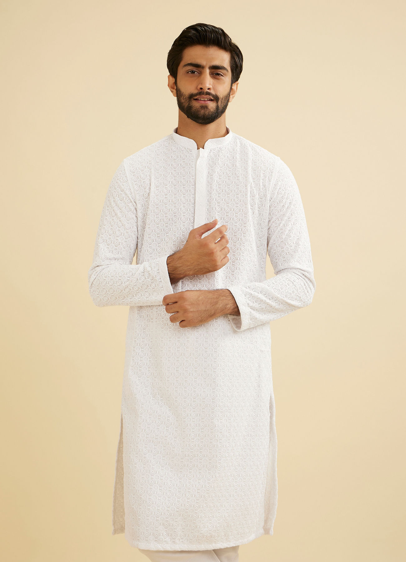 Manyavar Men Elegantly Crafted White Kurta Pajama