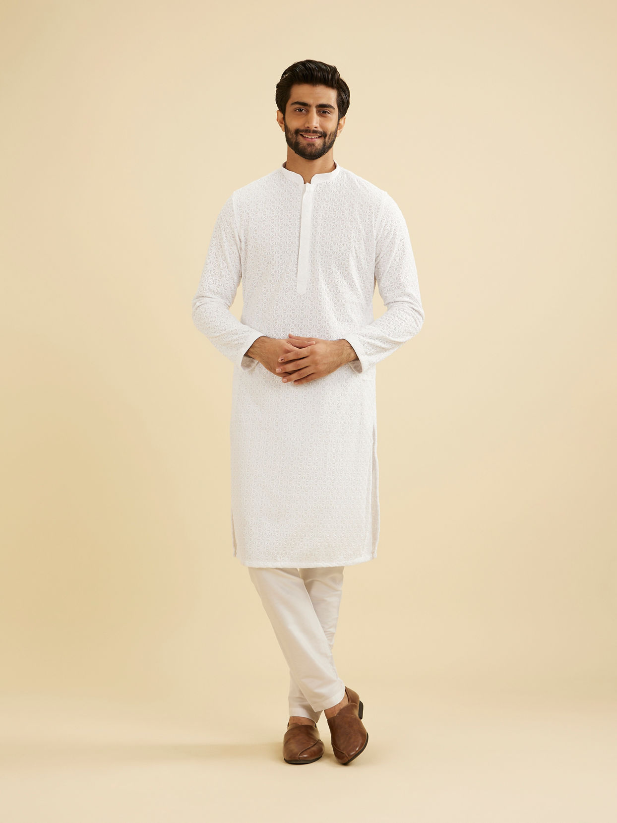 Manyavar Men Elegantly Crafted White Kurta Pajama