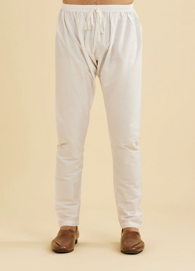 Manyavar Men Elegantly Crafted White Kurta Pajama