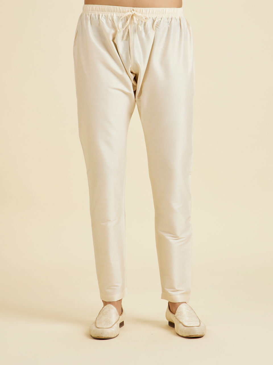 Manyavar Men Fawn Elegance Kurta Pajama with Dupatta