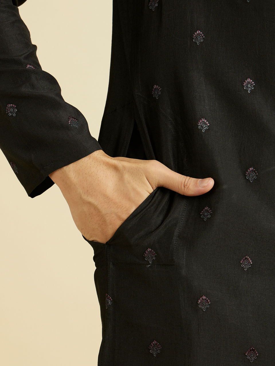 Manyavar Men Black Elegance Kurta Pajama with Dupatta