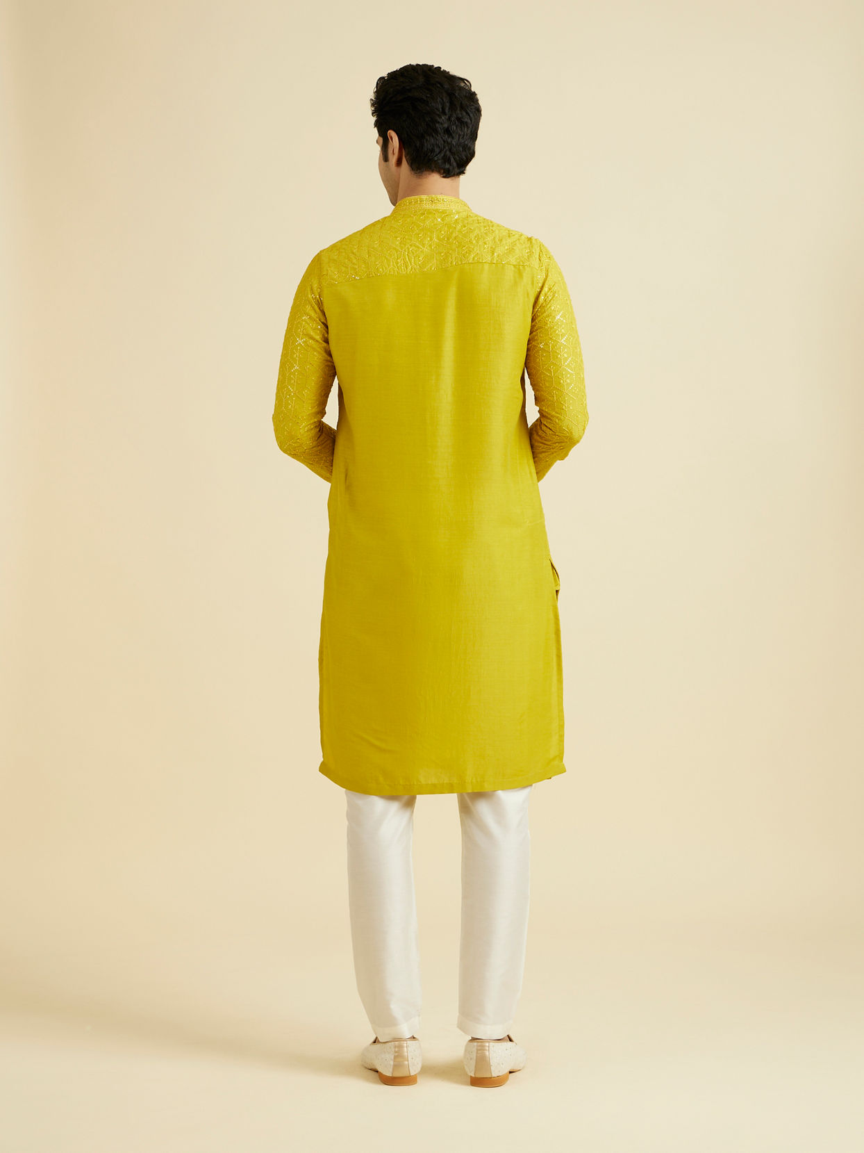 Manyavar Men Green Enigma Kurta Pajama