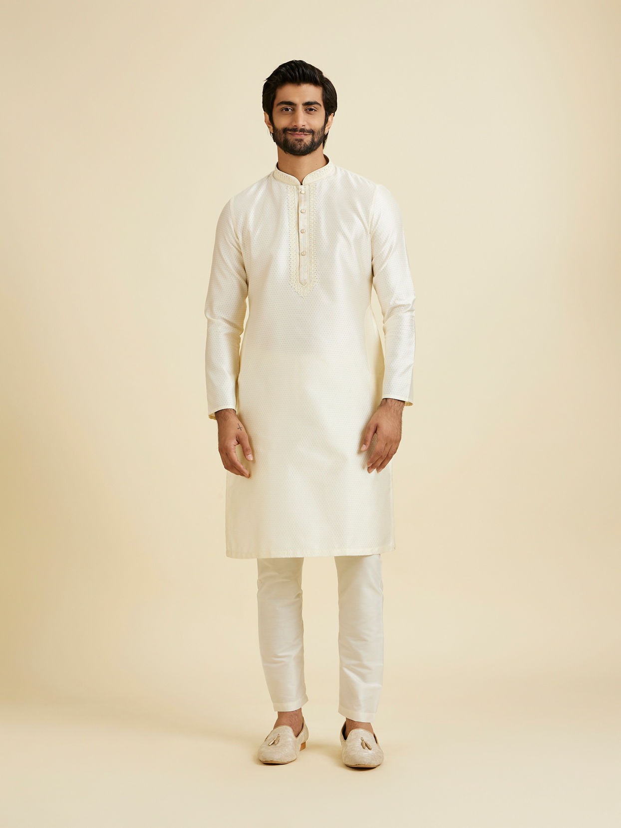 Manyavar Men Creamy Delight Kurta Pajama