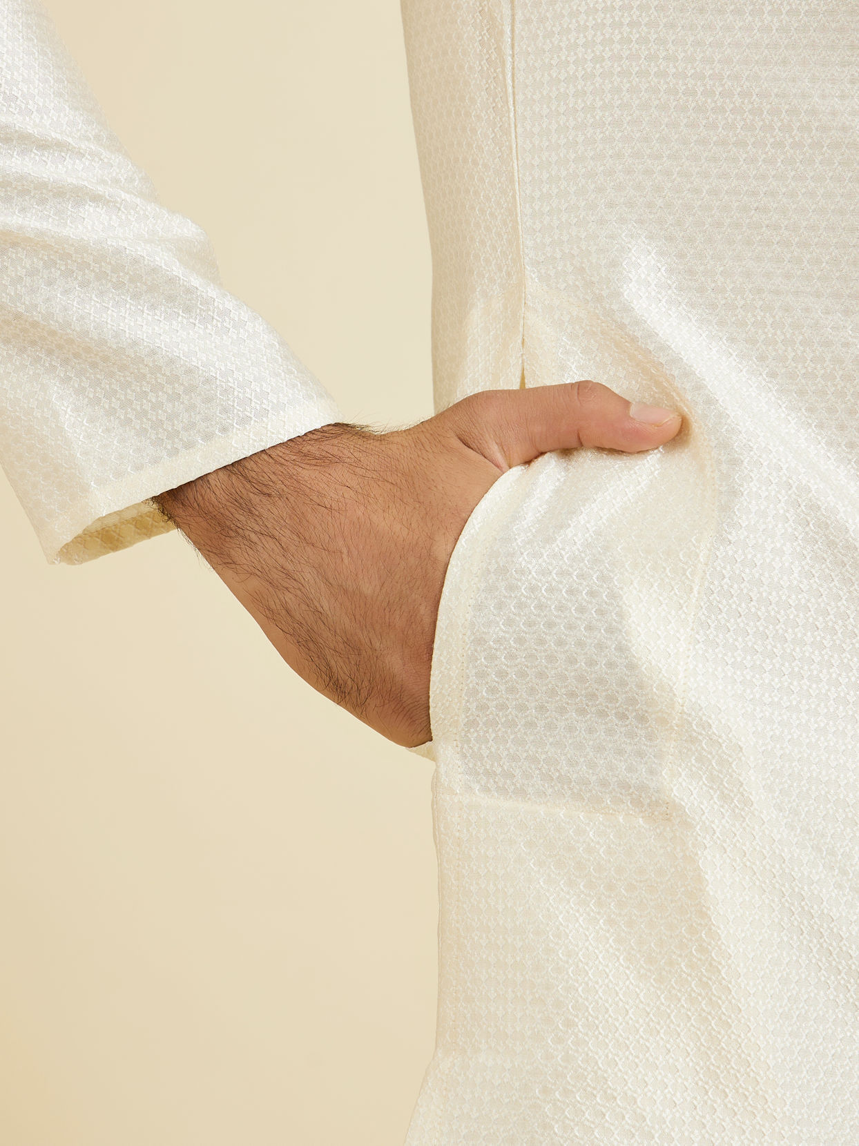 Manyavar Men Creamy Delight Kurta Pajama