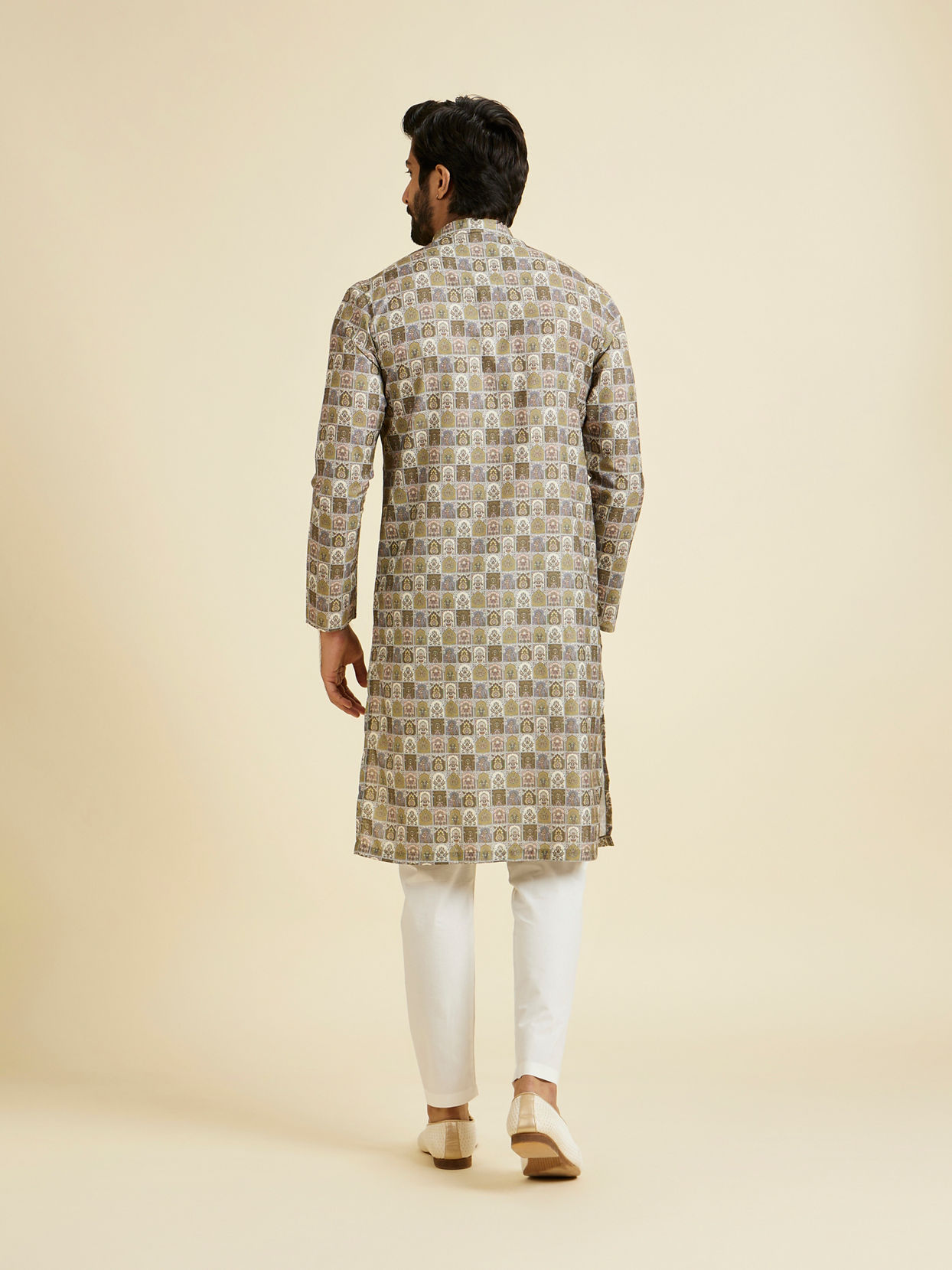 Manyavar Men Verdant Delight Kurta Pajama