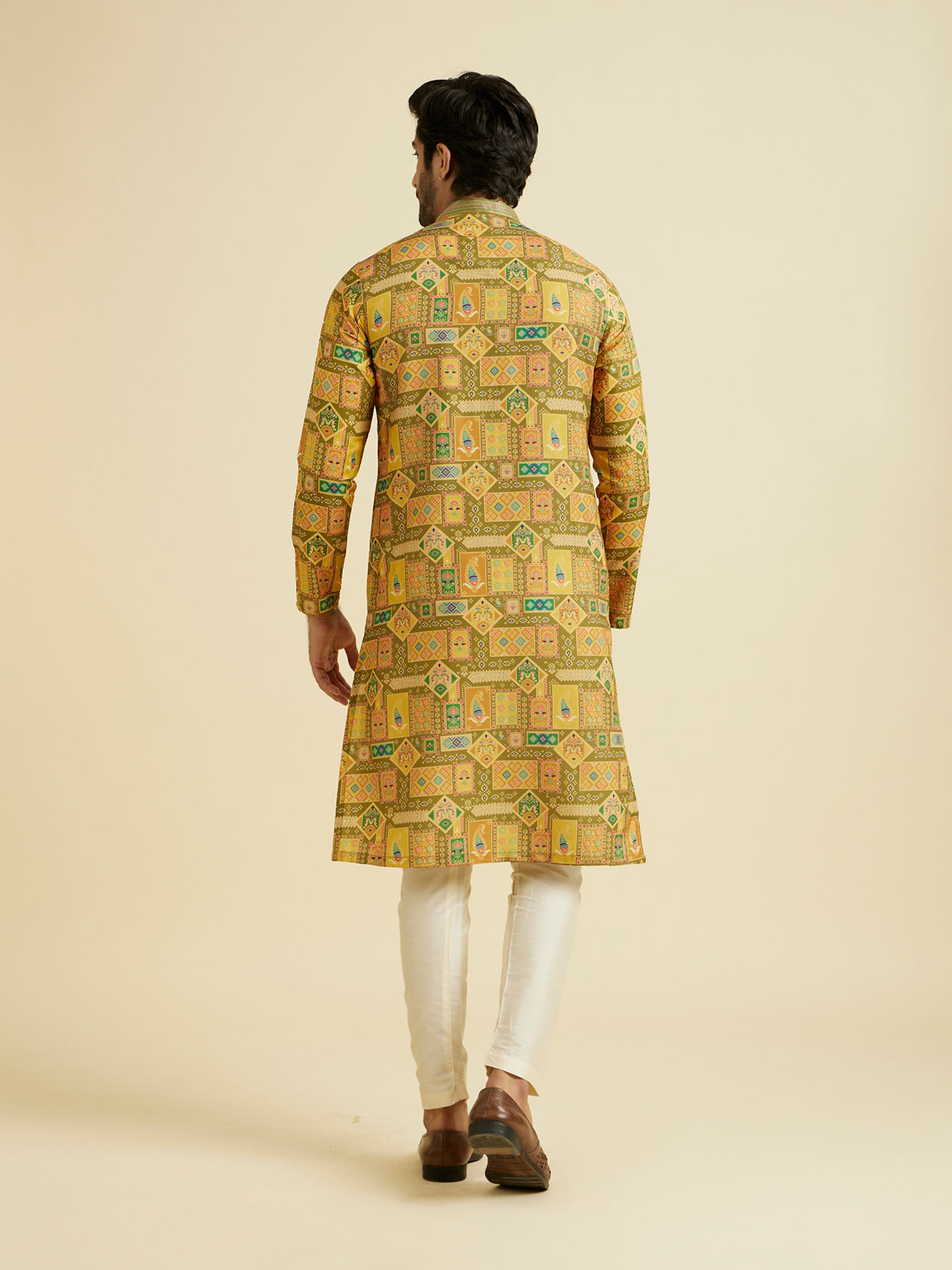 Manyavar Men Emerald Elegance Kurta Pajama