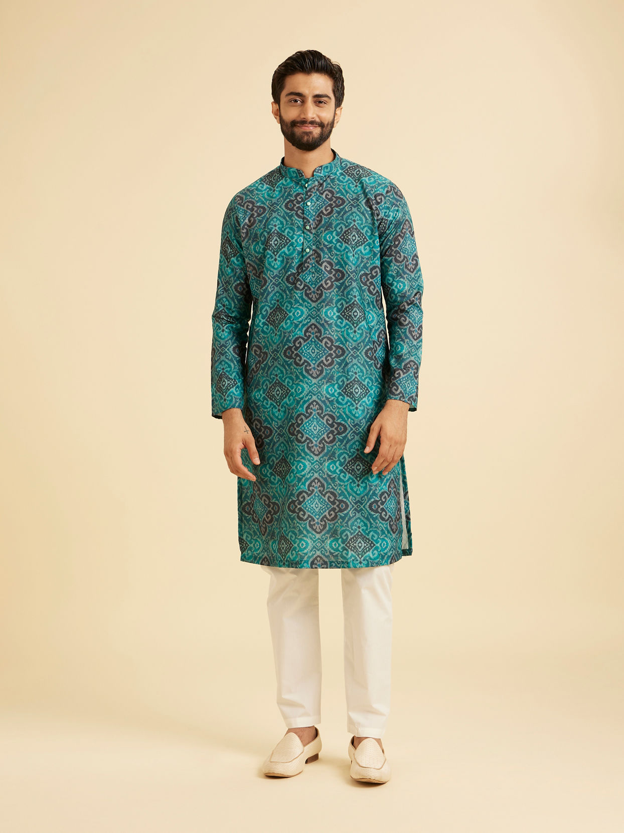 Manyavar Men Turquoise Blue Lustrous Kurta Pajama