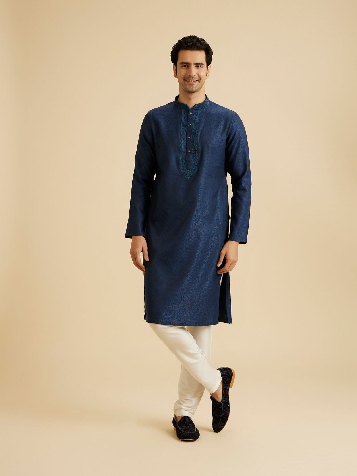 Manyavar Men Elegant Teal Blue Kurta Pajama