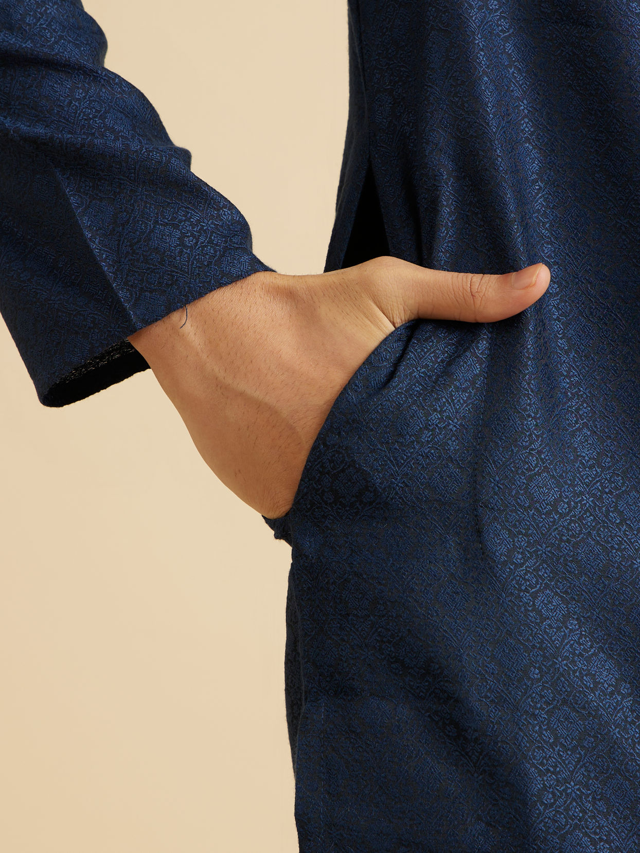 Manyavar Men Elegant Teal Blue Kurta Pajama
