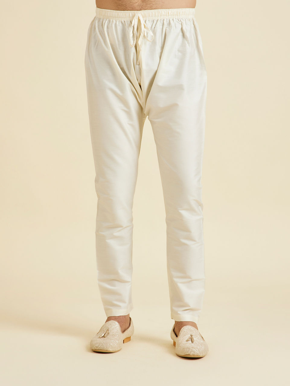 Manyavar Men Elegant Cream Georgette Kurta Pajama