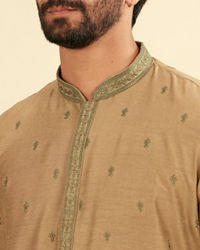 Manyavar Men Emerald Elegance Kurta Pajama