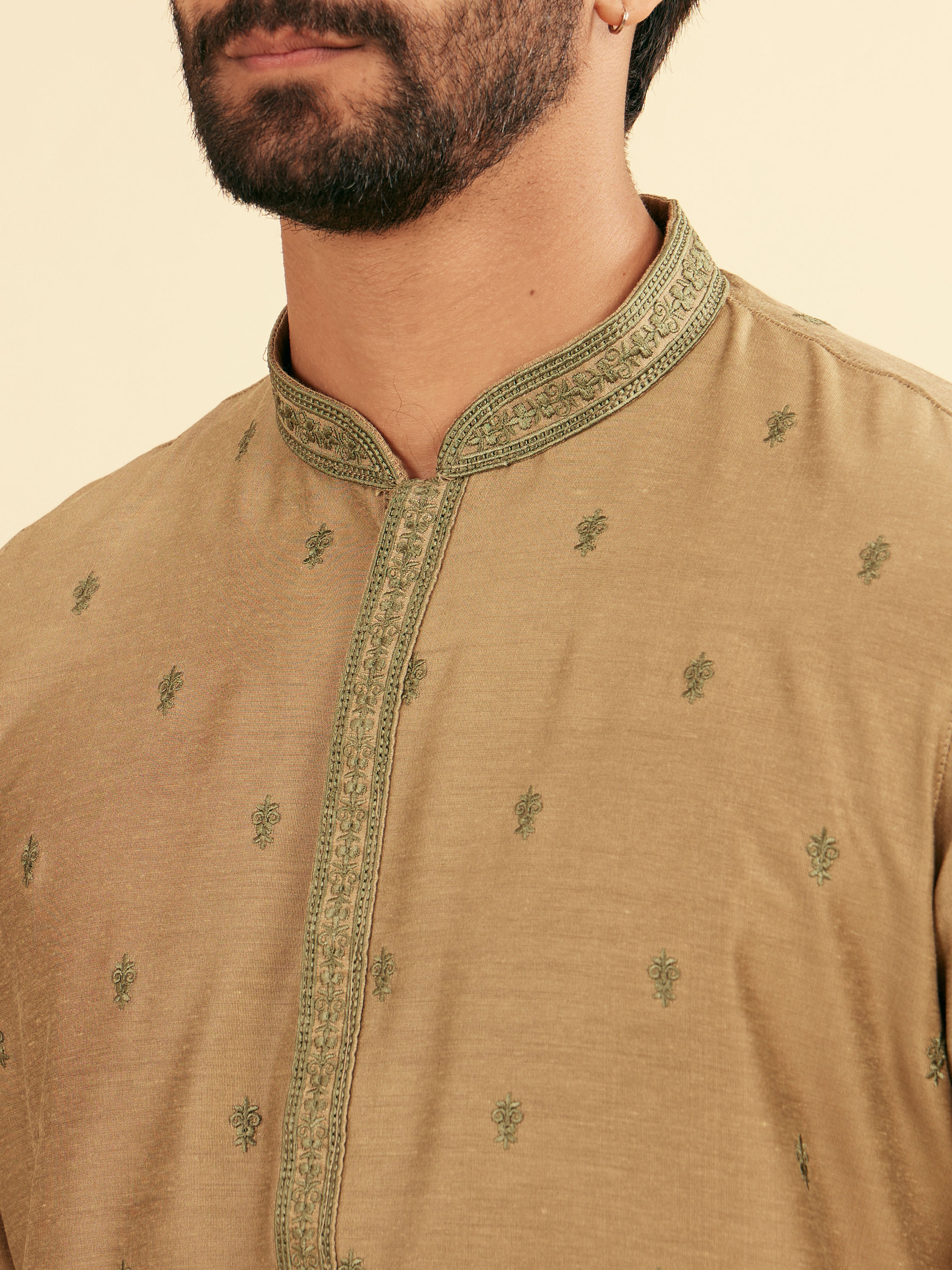 Manyavar Men Emerald Elegance Kurta Pajama
