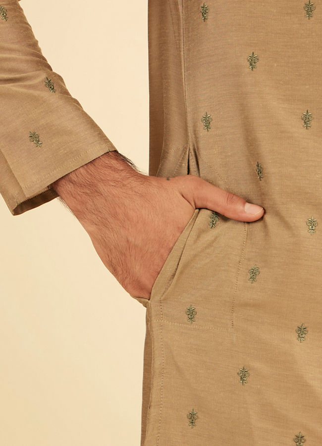 Manyavar Men Emerald Elegance Kurta Pajama