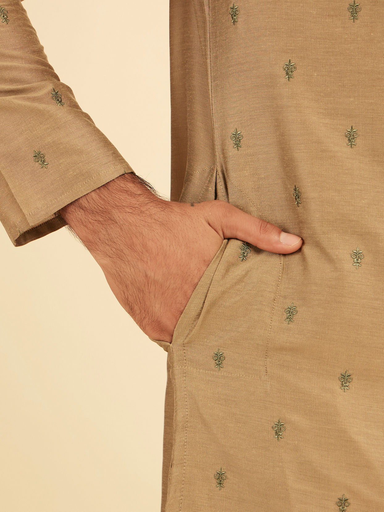 Manyavar Men Emerald Elegance Kurta Pajama