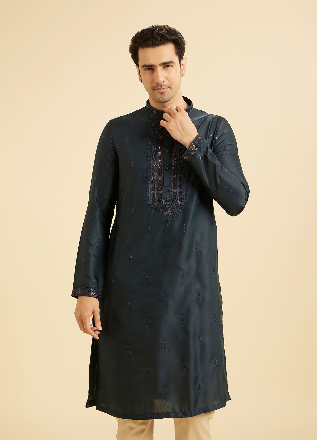 Manyavar Men Teal Blue Tantalizing Kurta Pajama