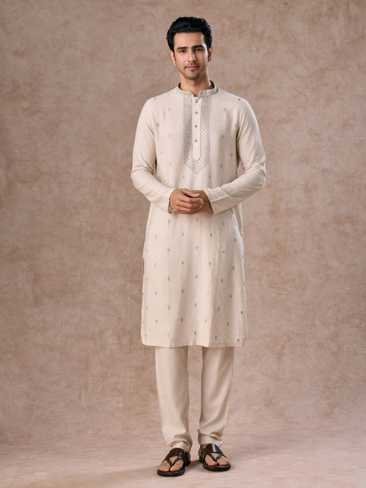 Manyavar Men Light Grey Elegant Kurta Pajama