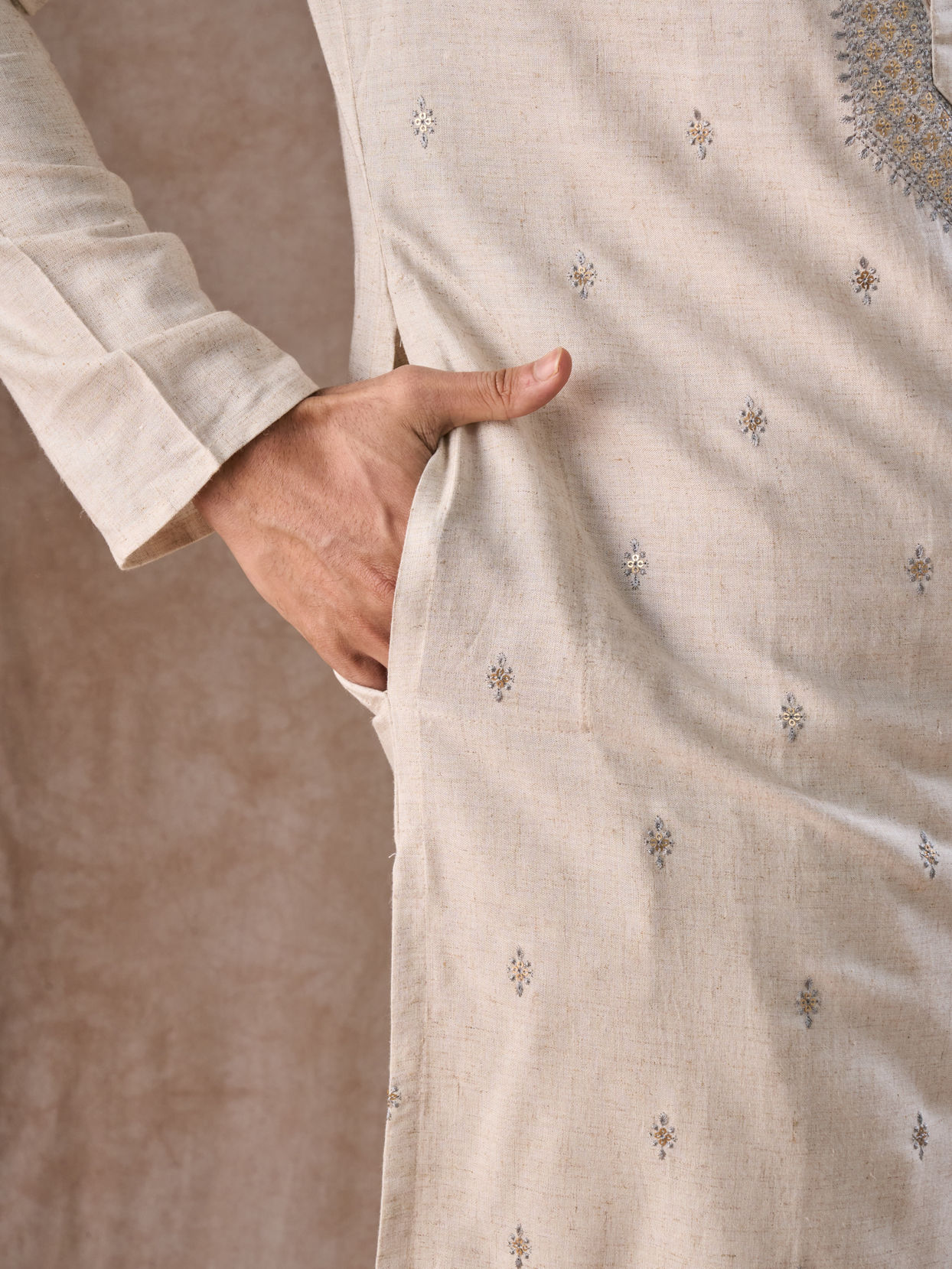 Manyavar Men Light Grey Elegant Kurta Pajama