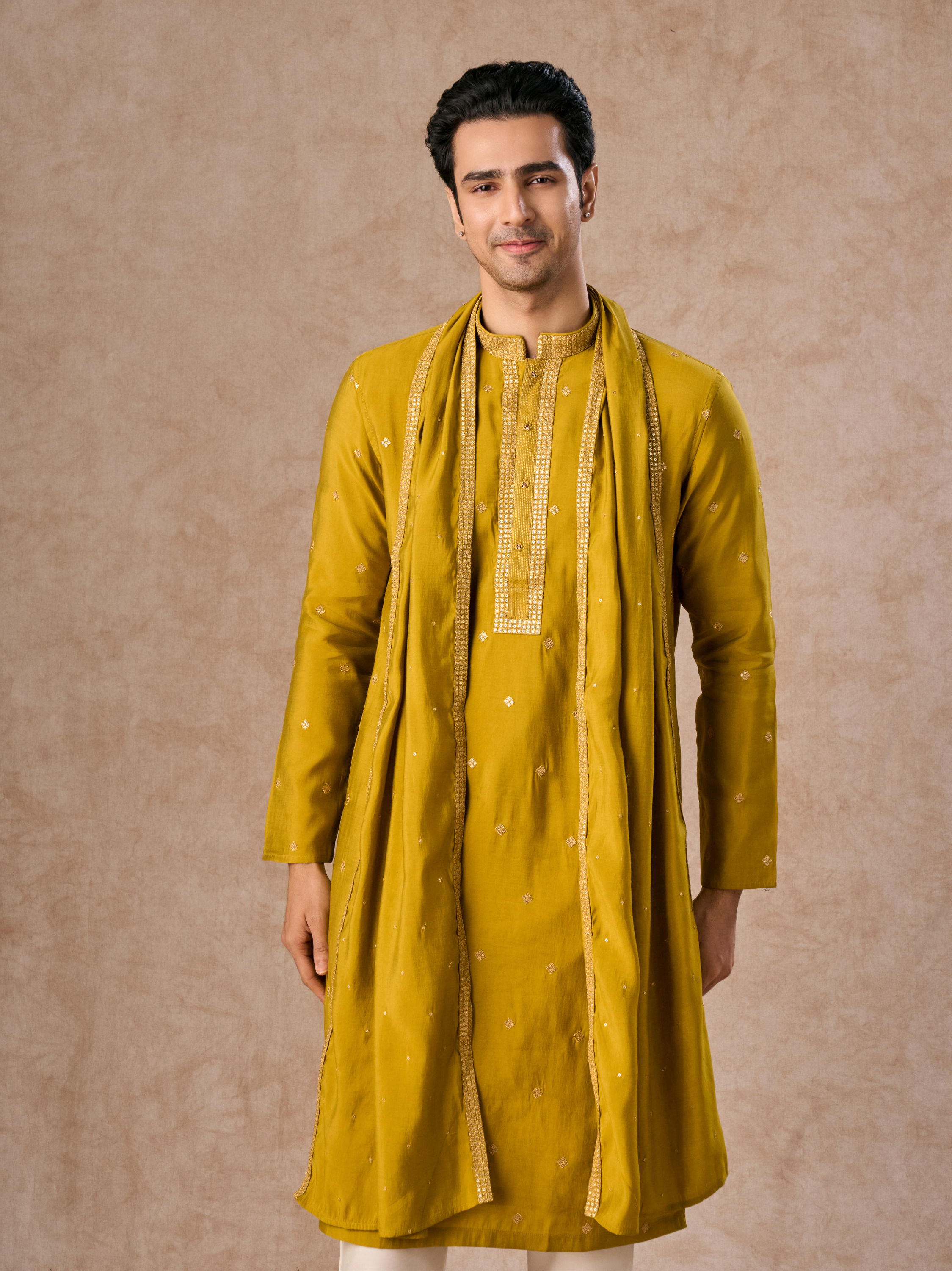 Manyavar Men Mehndi Green Graceful Kurta Pajama Dupatta Set