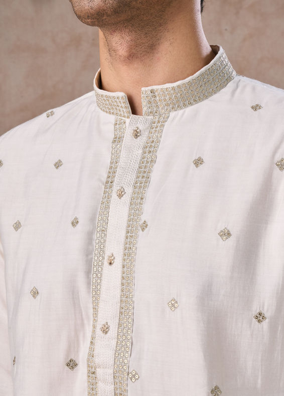 Manyavar Men Radiant Cream Kurta Pajama Dupatta Set