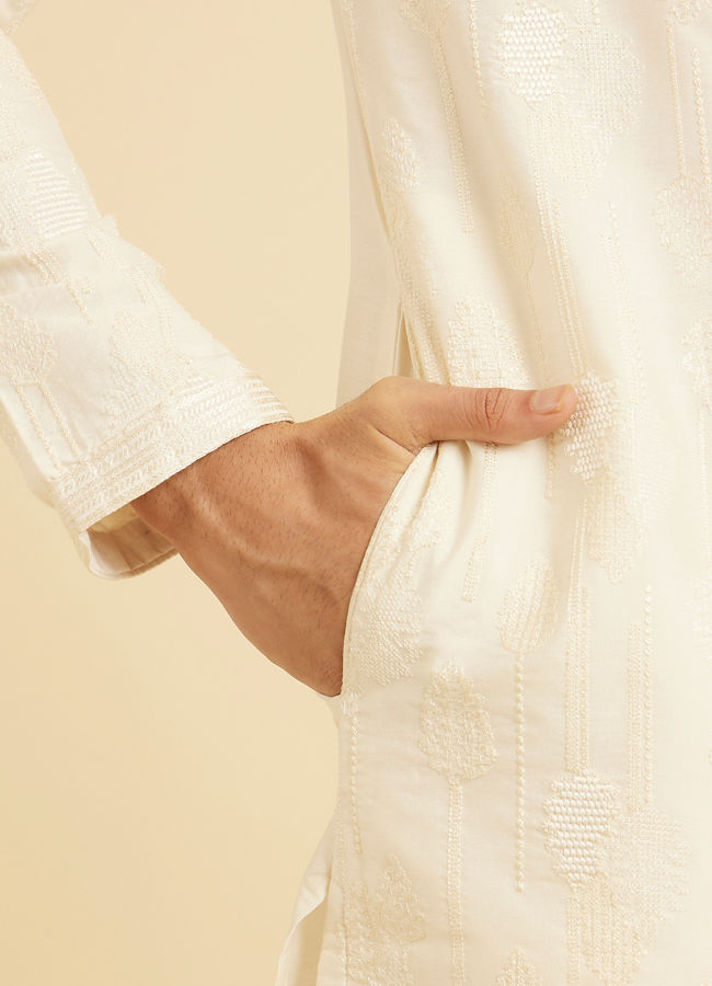 Manyavar Men Cream Hued Elegance Kurta Pajama