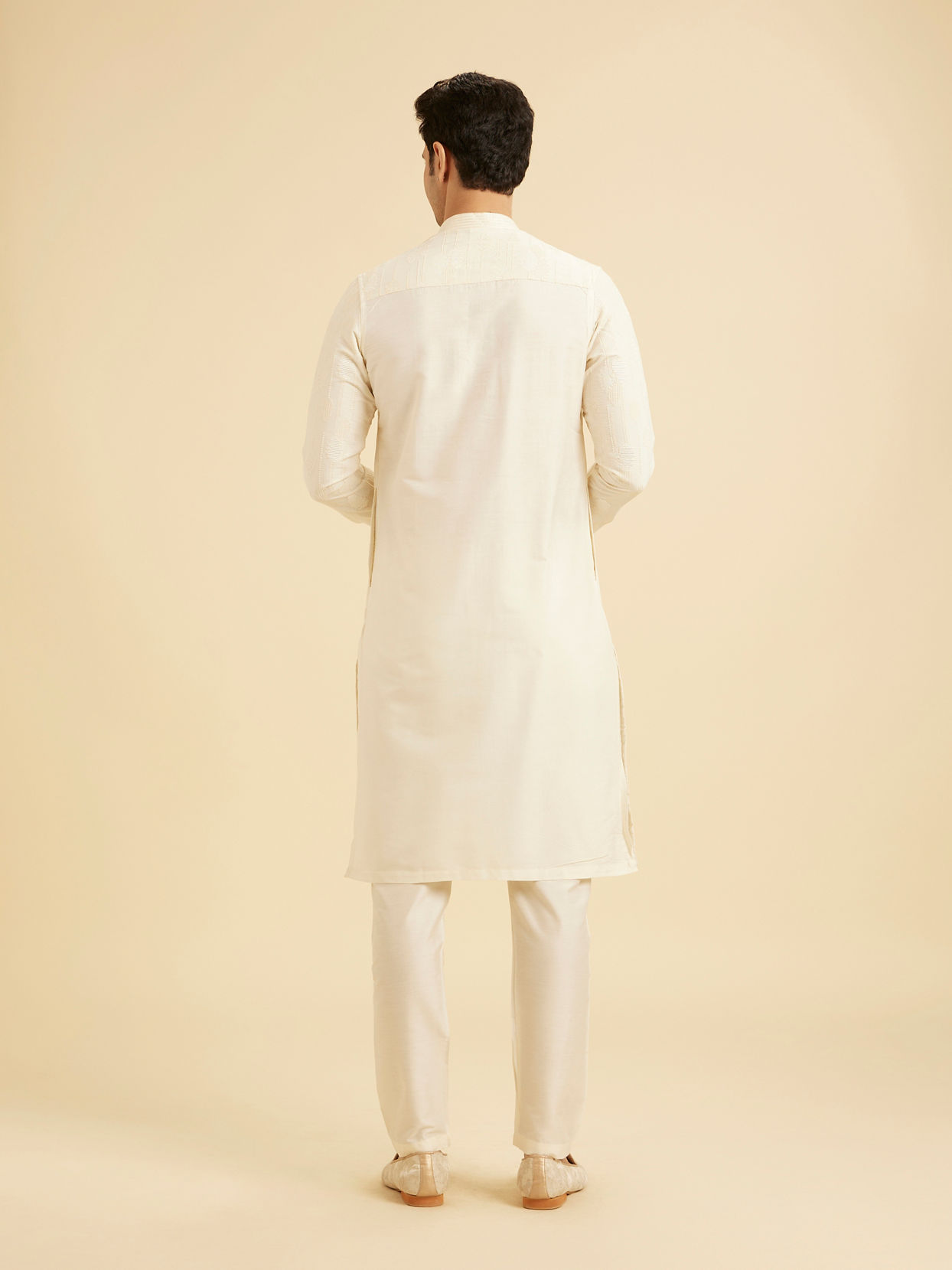 Manyavar Men Cream Hued Elegance Kurta Pajama