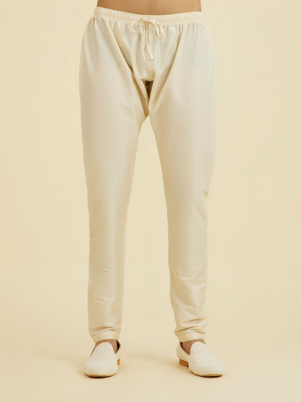 Manyavar Men Green Elegance Kurta Pajama