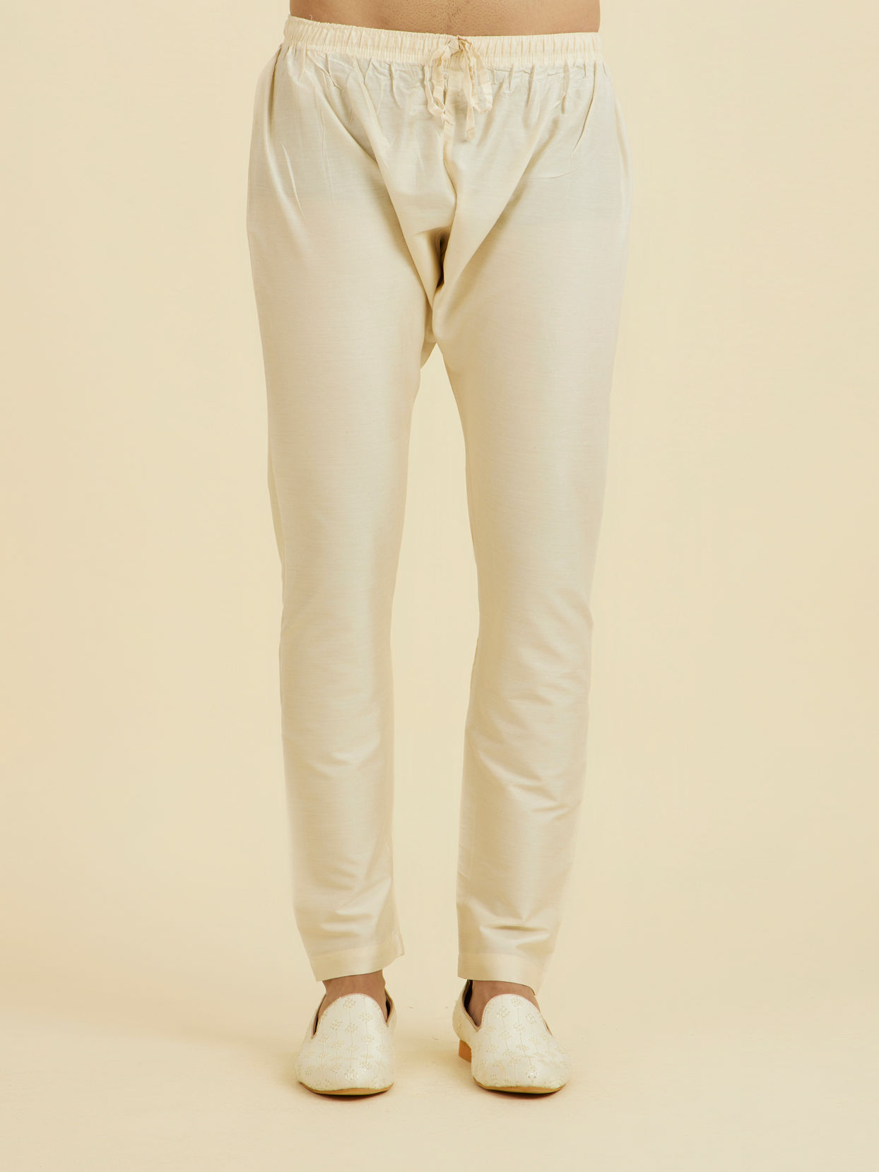 Manyavar Men Elegant Light Blue Ensemble Kurta Pajama