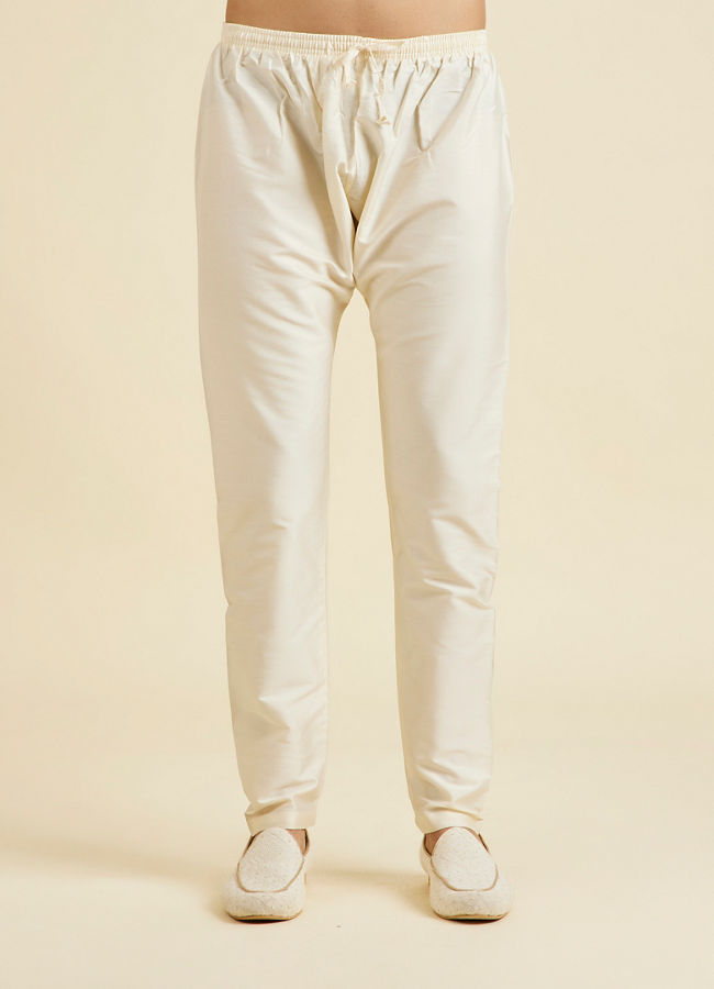 Manyavar Men Creamy Elegance Kurta Pajama