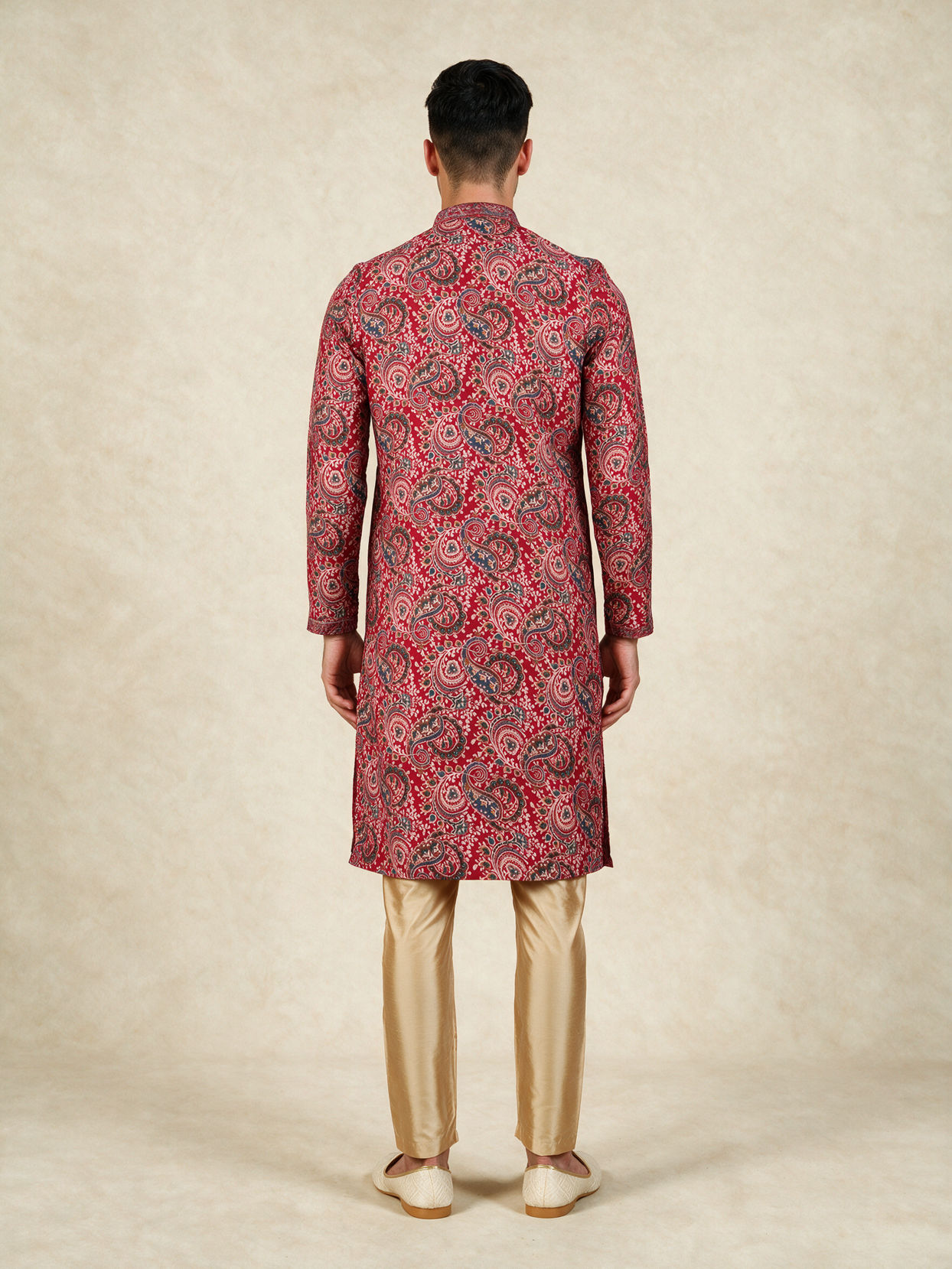 Manyavar Men Red Blended Viscose Kurta Pajama with Print