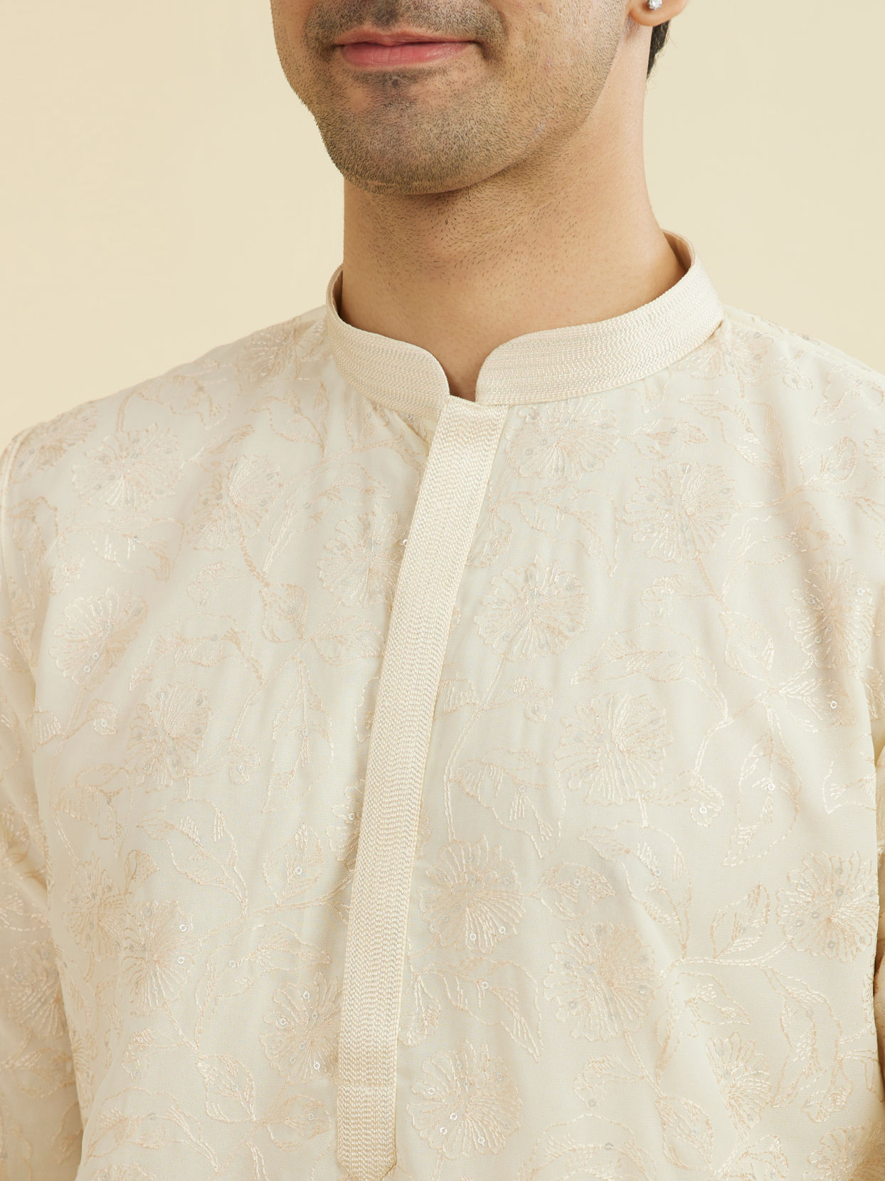 Manyavar Men Cream Georgette Ensemble Kurta Pajama