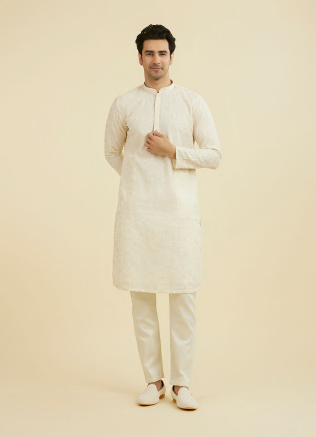 Manyavar Men Cream Georgette Ensemble Kurta Pajama