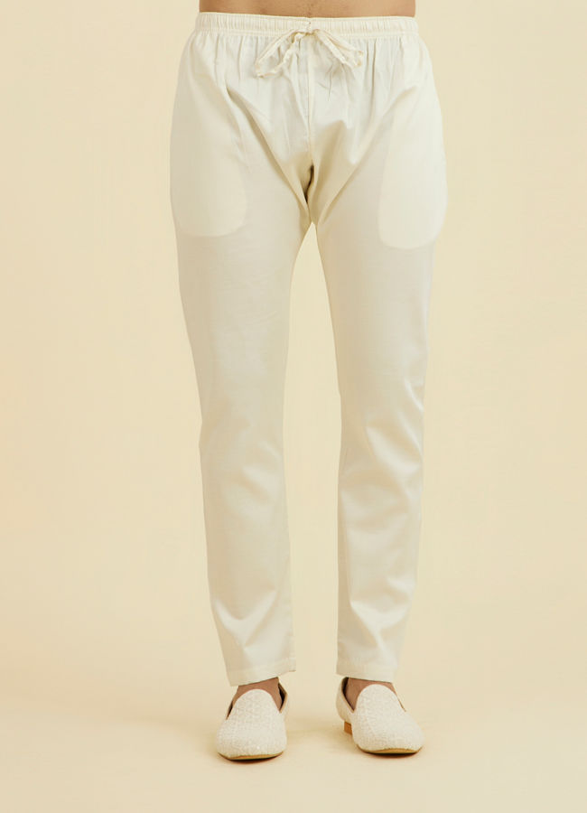 Manyavar Men Cream Georgette Ensemble Kurta Pajama