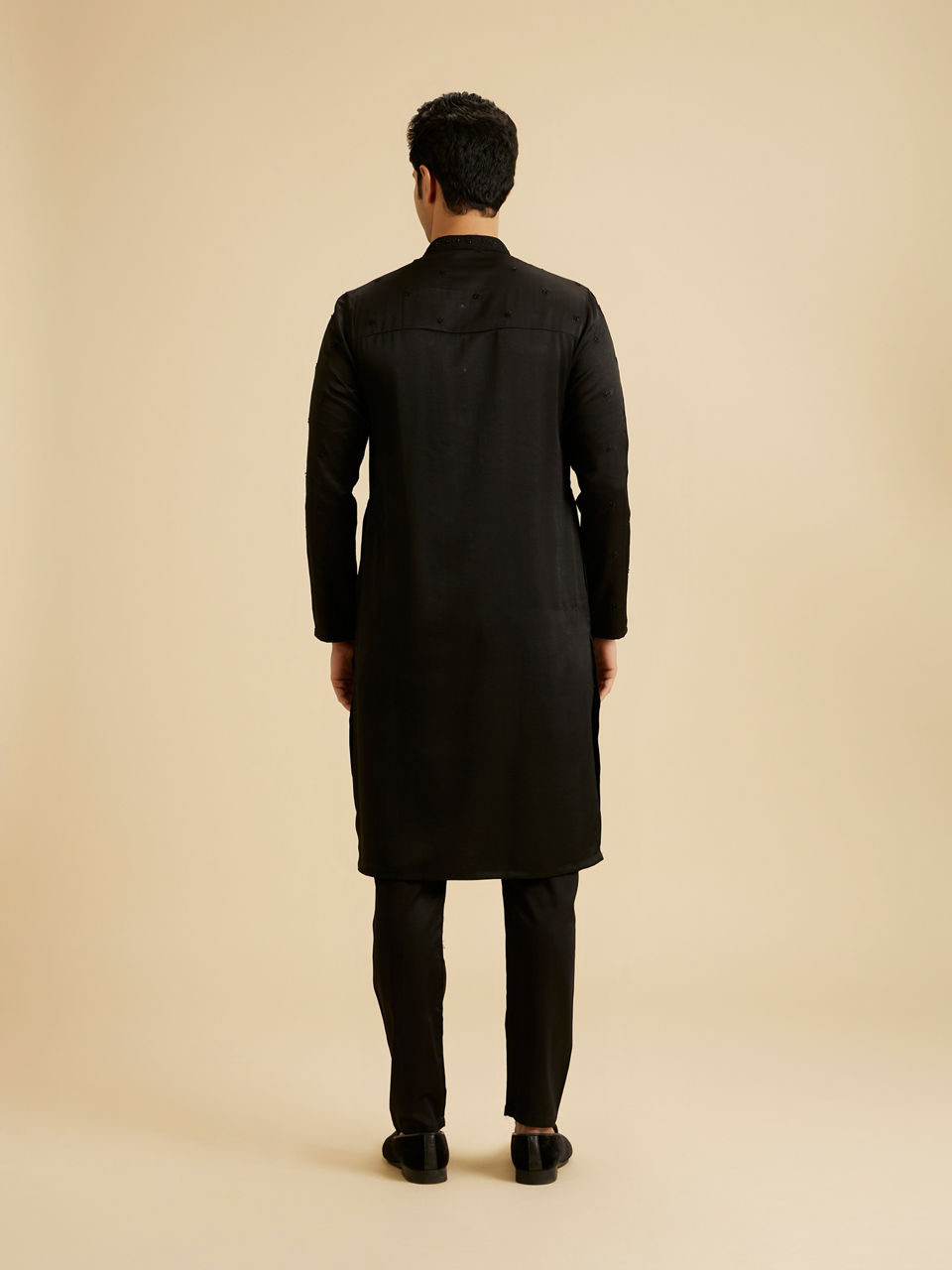 Manyavar Men Elegant Black Kurta Pajama Set