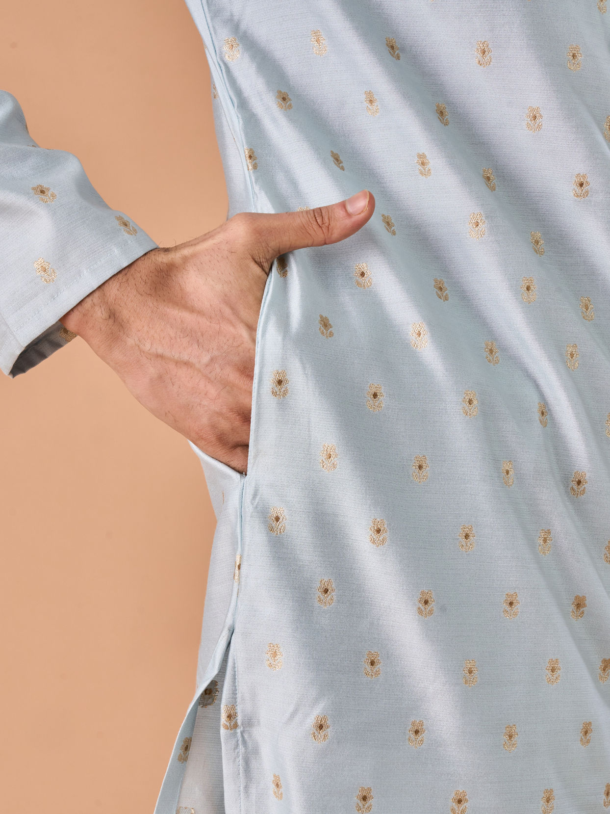 Manyavar Men Light Blue Elegance Kurta Pajama