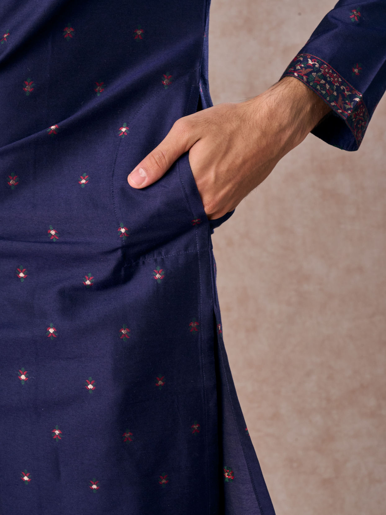 Manyavar Men Intricate Dark Blue Celebration Kurta Pajama Dupatta