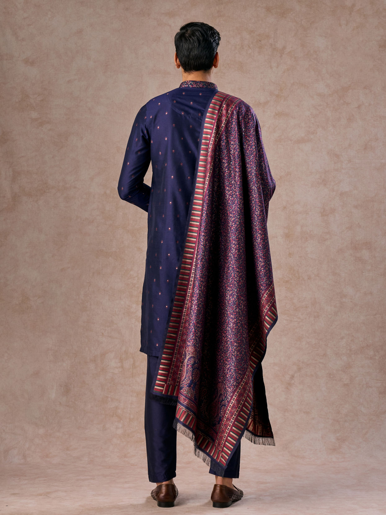 Manyavar Men Intricate Dark Blue Celebration Kurta Pajama Dupatta