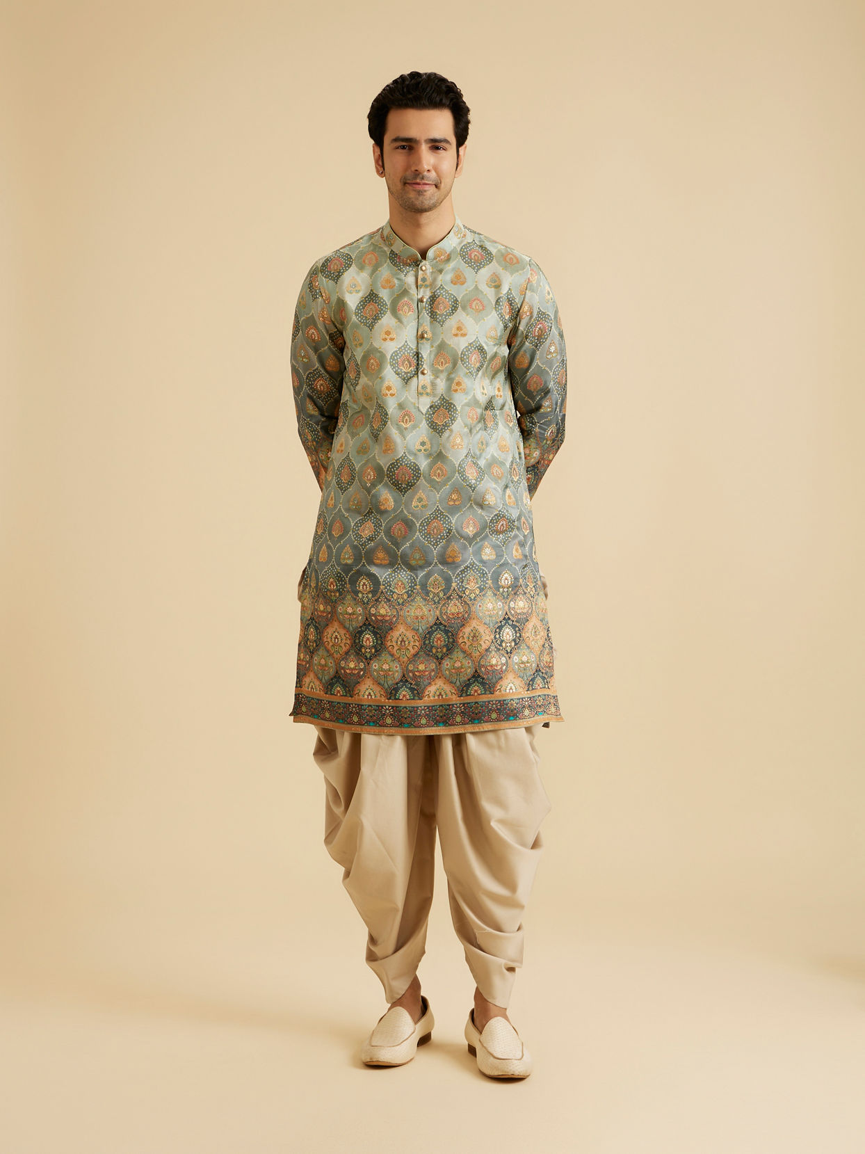 Manyavar Men Green Elegance Kurta Pajama