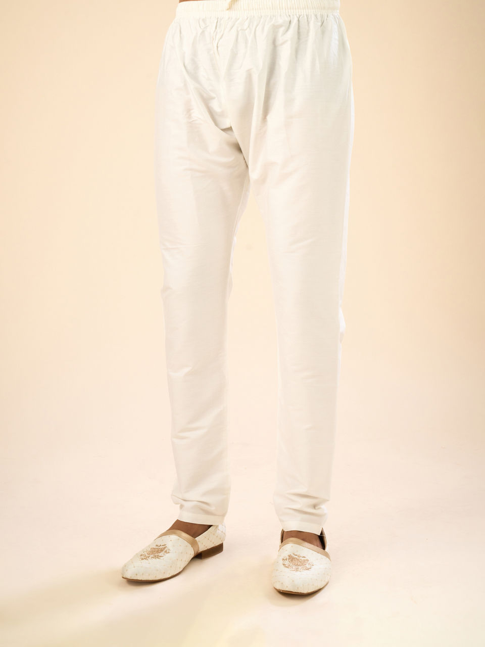 Manyavar Men Elegant Cream Jacquard Kurta Pajama