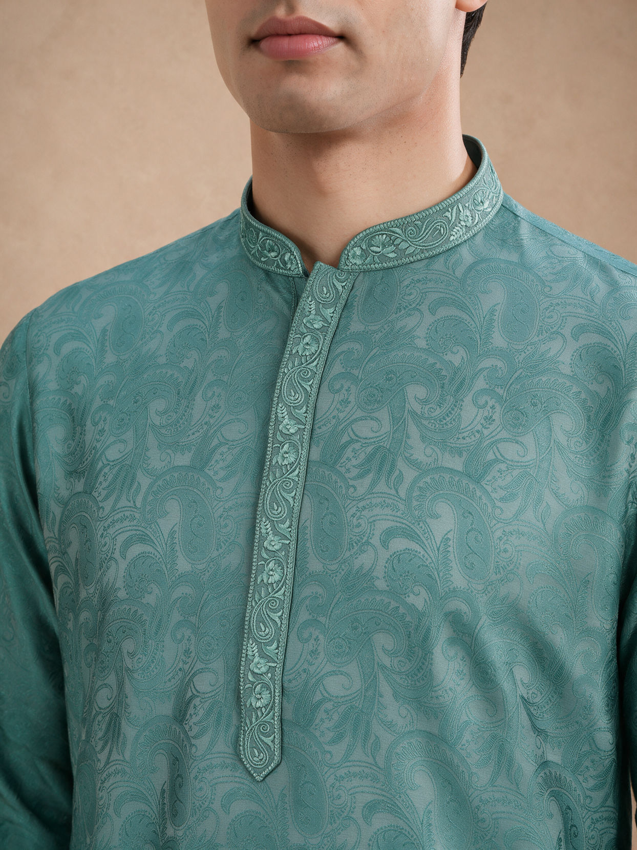 Manyavar Men Aqua Green Blended Viscose Kurta Pajama with Basic Design