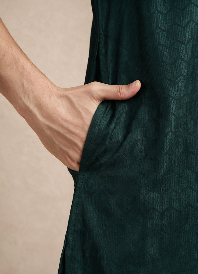 Manyavar Men Dark Green Blended Viscose Kurta Pajama with Basic Design
