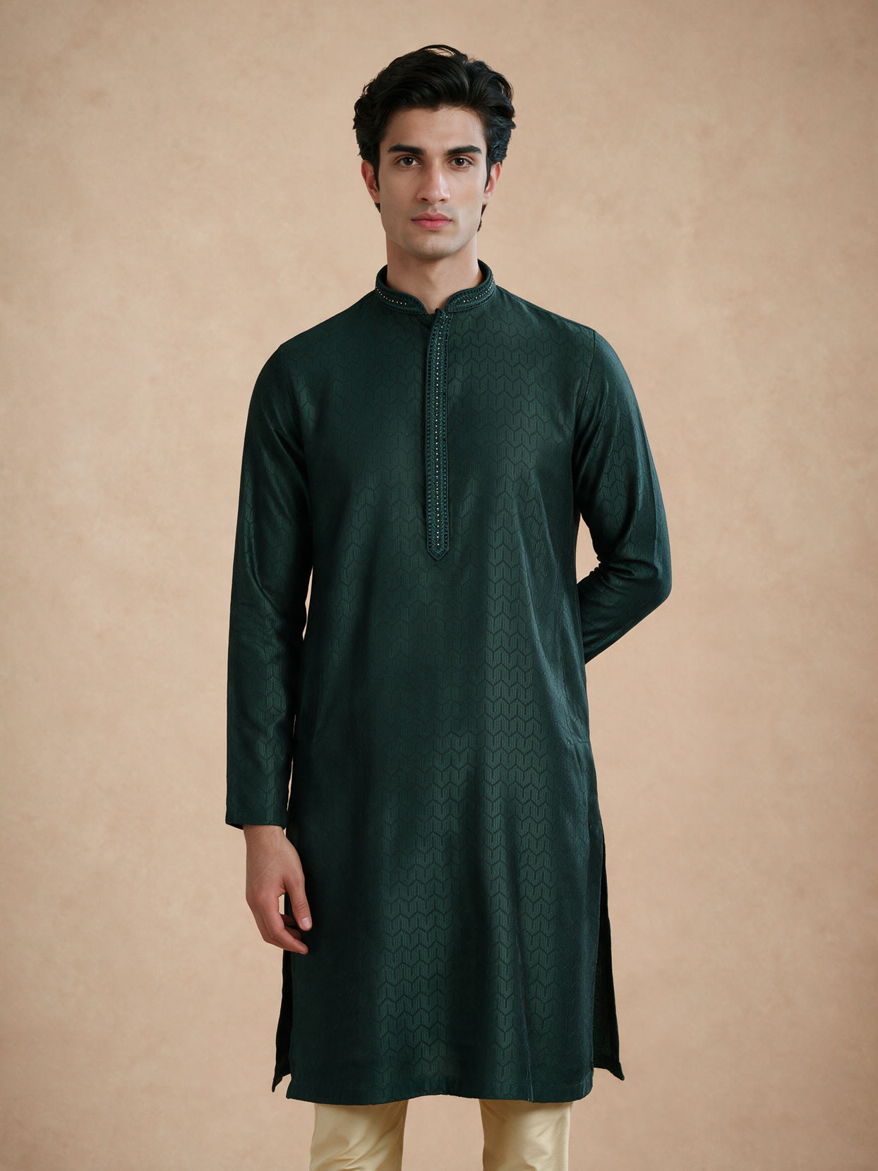 Manyavar Men Dark Green Blended Viscose Kurta Pajama with Basic Design