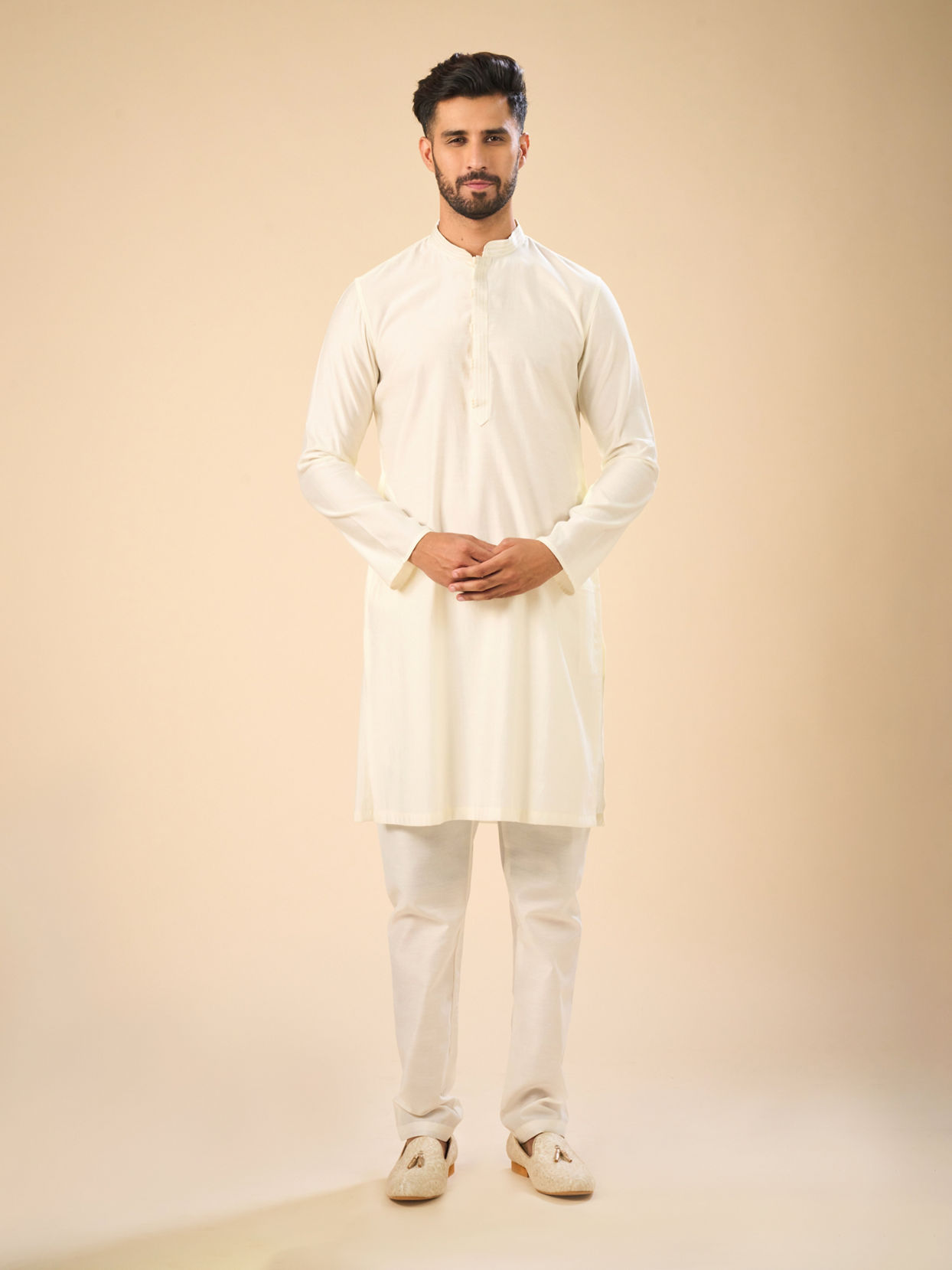 Manyavar Men Enthralling Cream Kurta Pajama