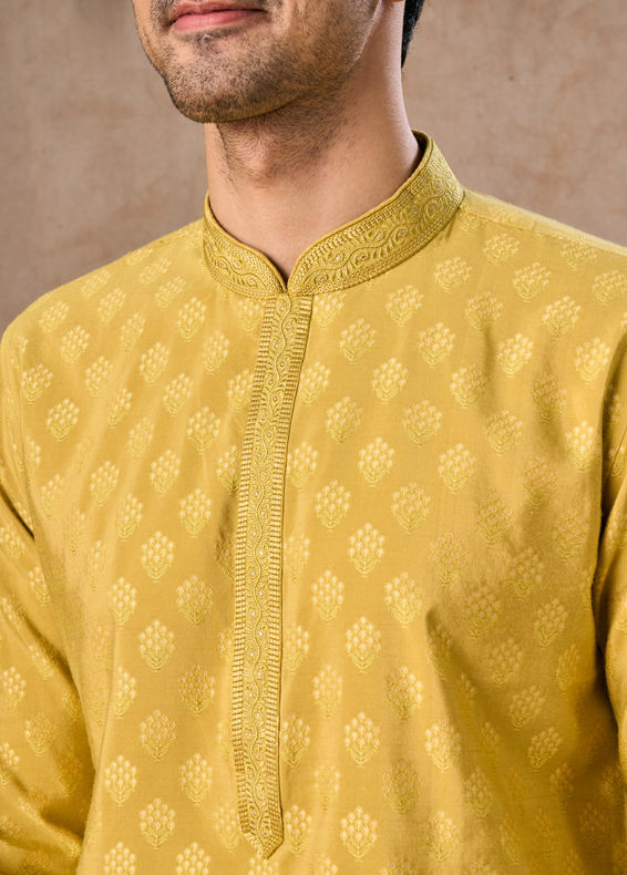 Manyavar Men Mehndi Green Elegance Kurta Pajama