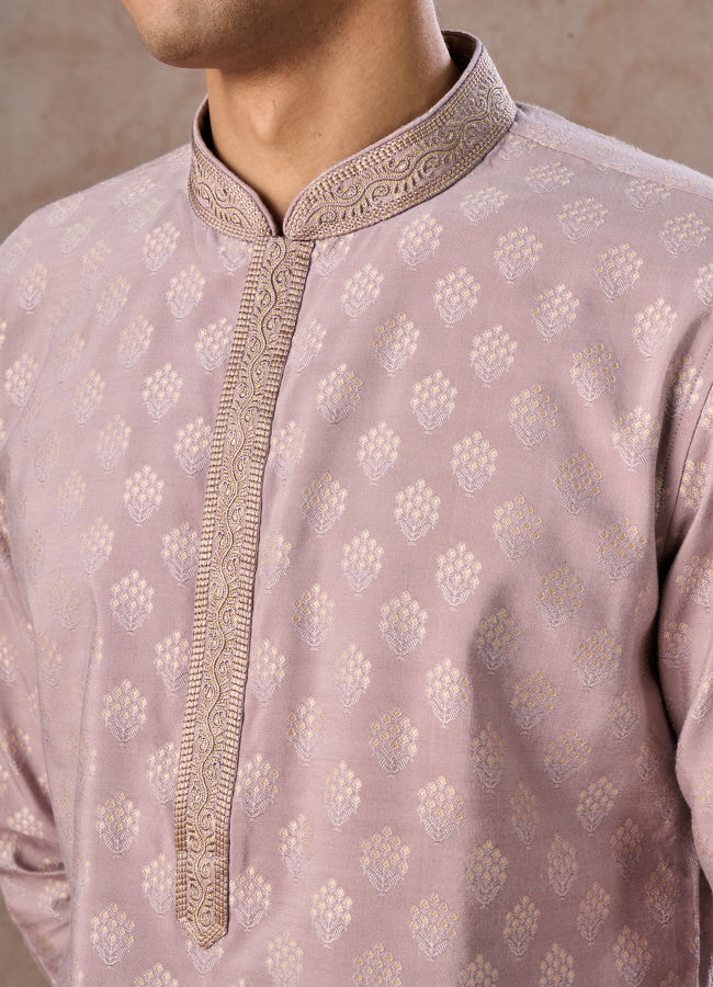 Manyavar Men Elegant Lilac Kurta Pajama Set