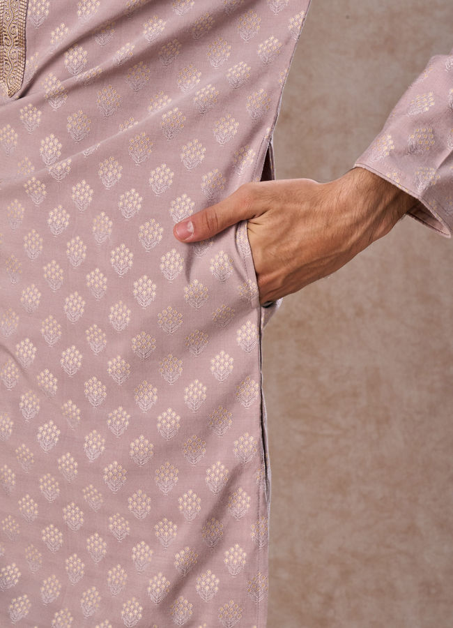 Manyavar Men Elegant Lilac Kurta Pajama Set