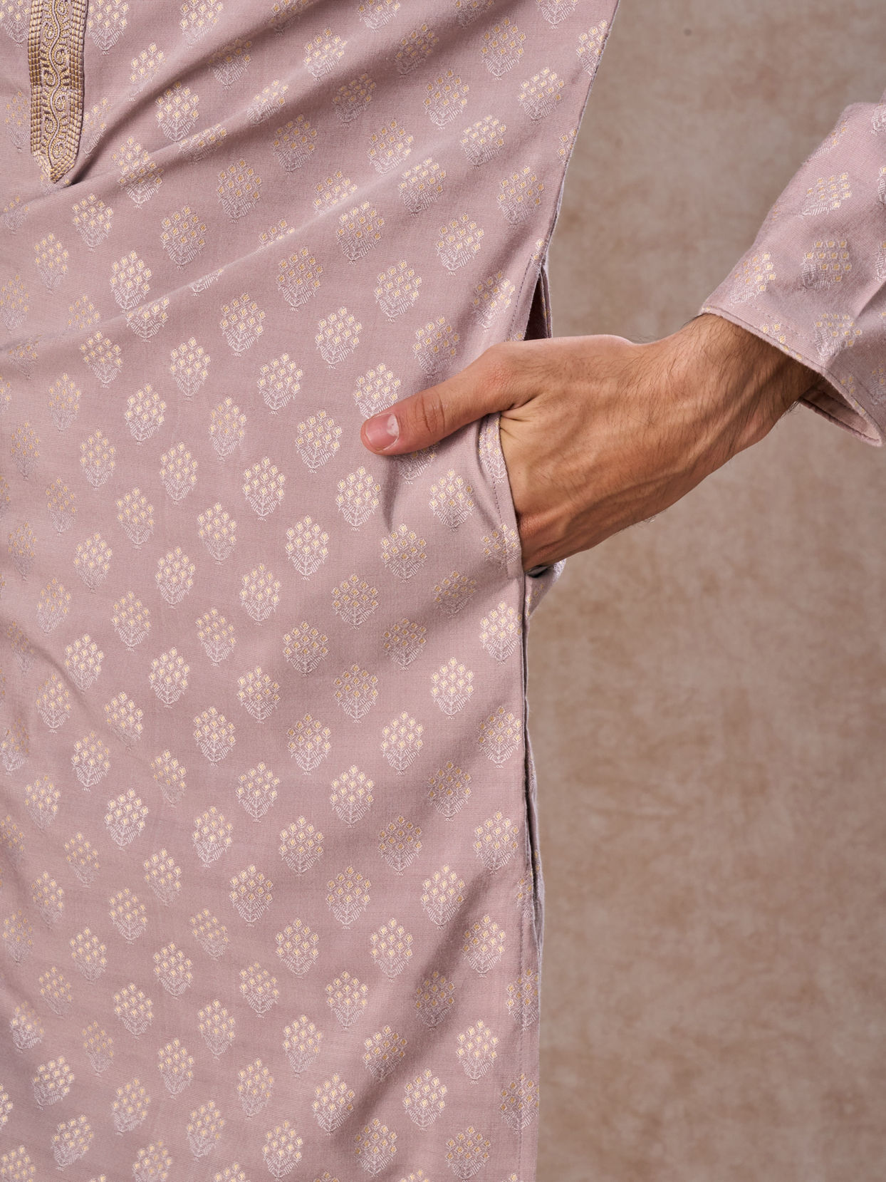 Manyavar Men Elegant Lilac Kurta Pajama Set