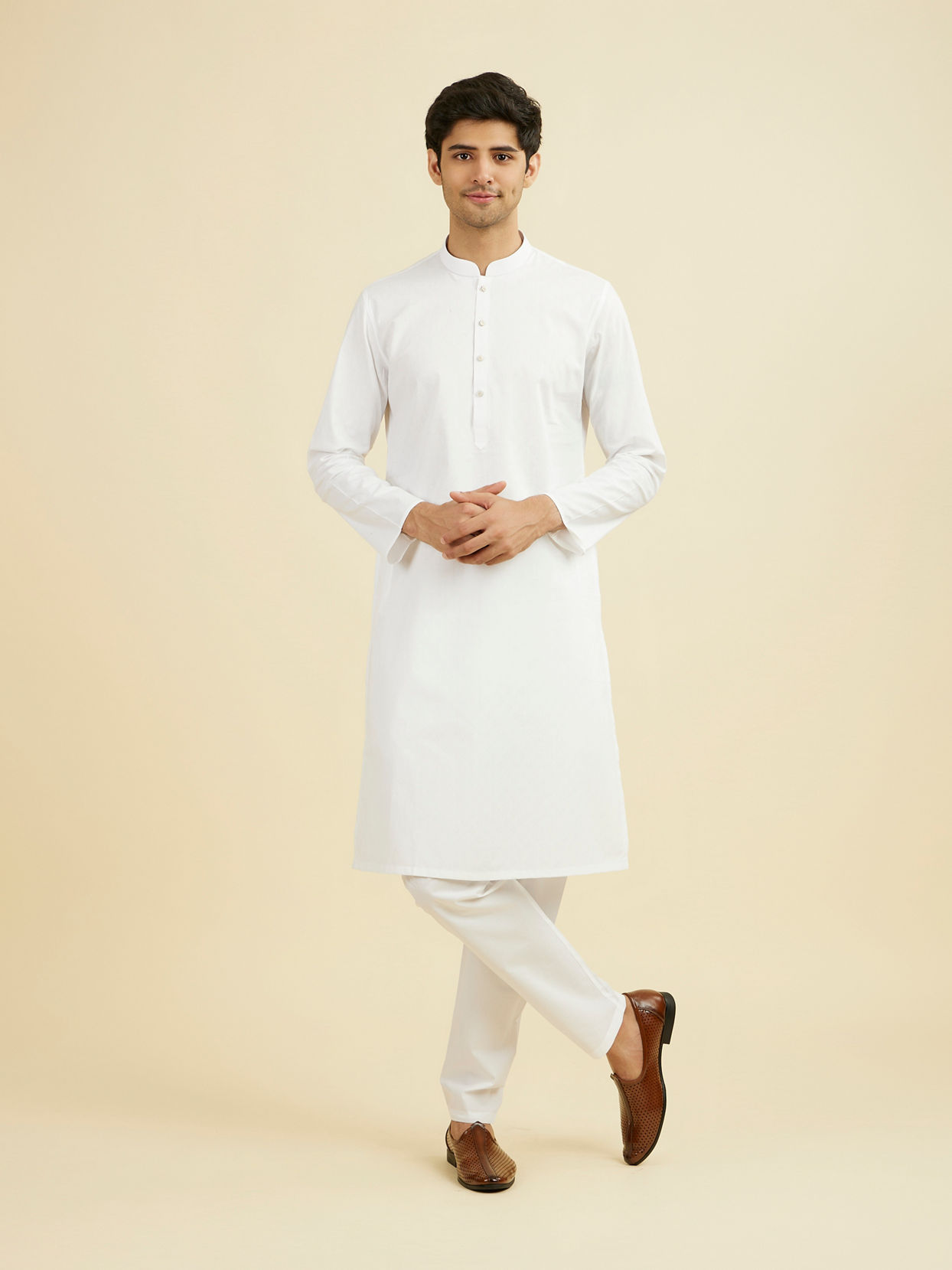 Manyavar Men Elegant Ivory Kurta Pajama Set